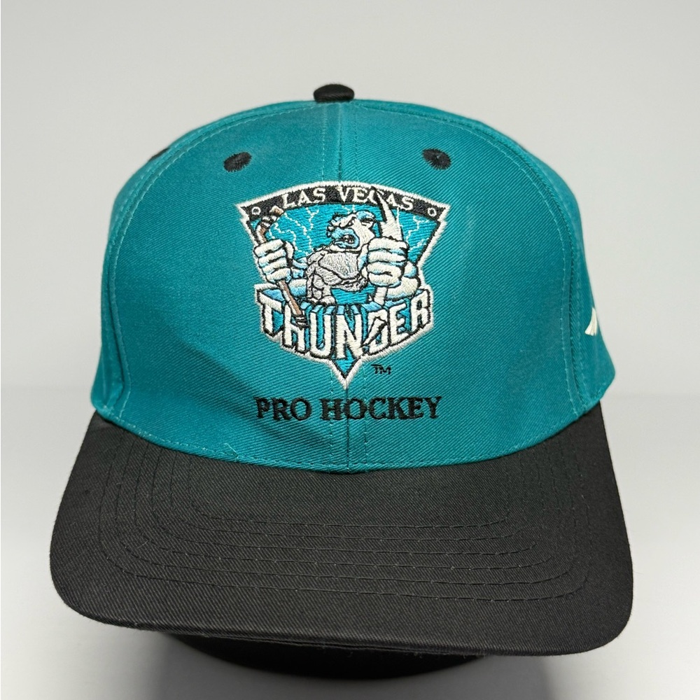 Vintage Rare  Las Vegas Thunder IHL Hockey Tone Teal Snapback Hat